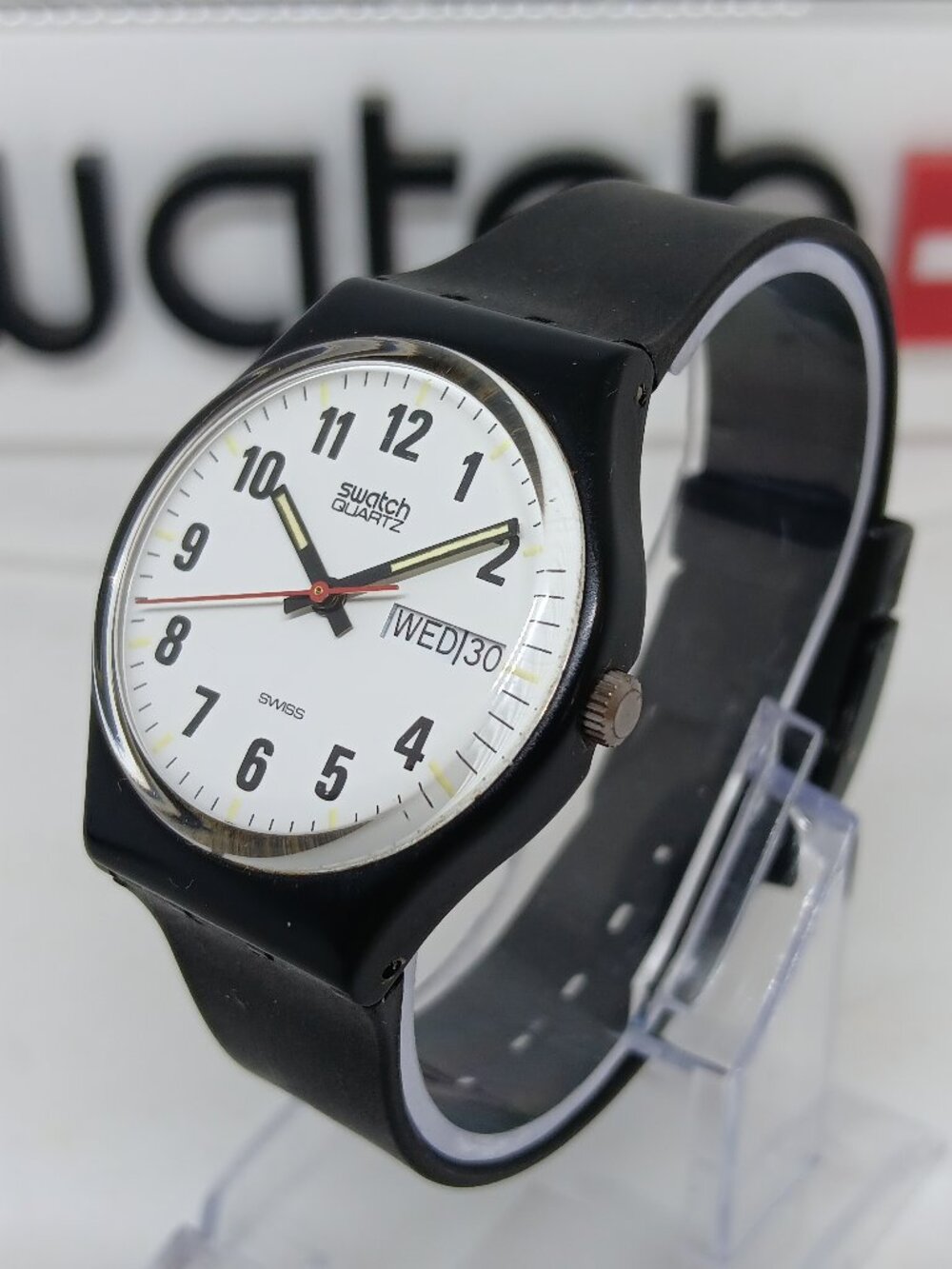 VINTAGE 1985 Swatch GB706 "Classic 85" Unisex 34mm Swiss Watch NEW BATTERY